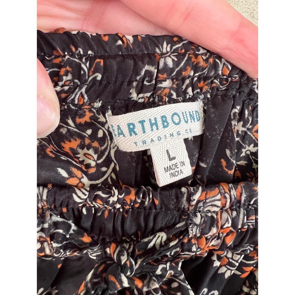 Earthbound Trading Co Black Paisley Floral Tassel Shorts Large Medium Small - Picture 2 of 6